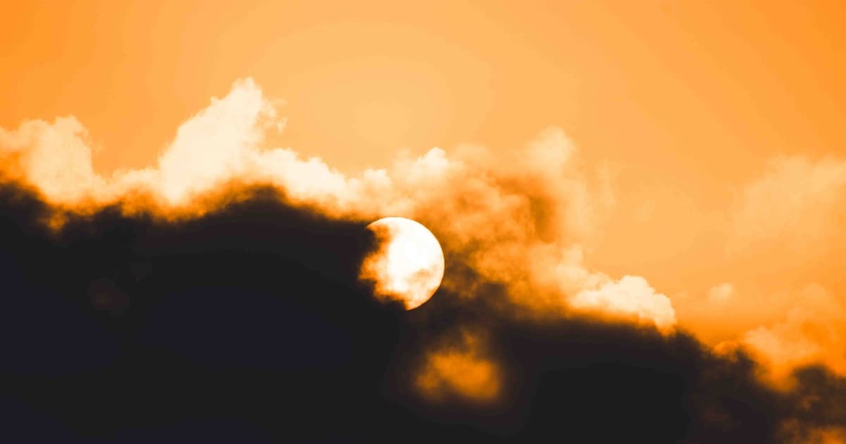Sun and Moon in Astrology: Your Core Self